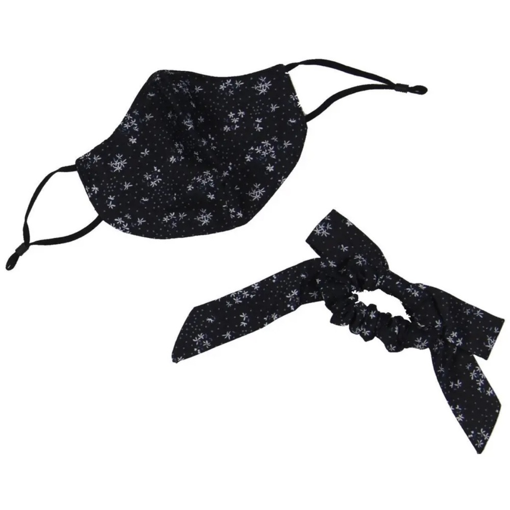 5/$25 Free people face mask and hair scrunchie bow